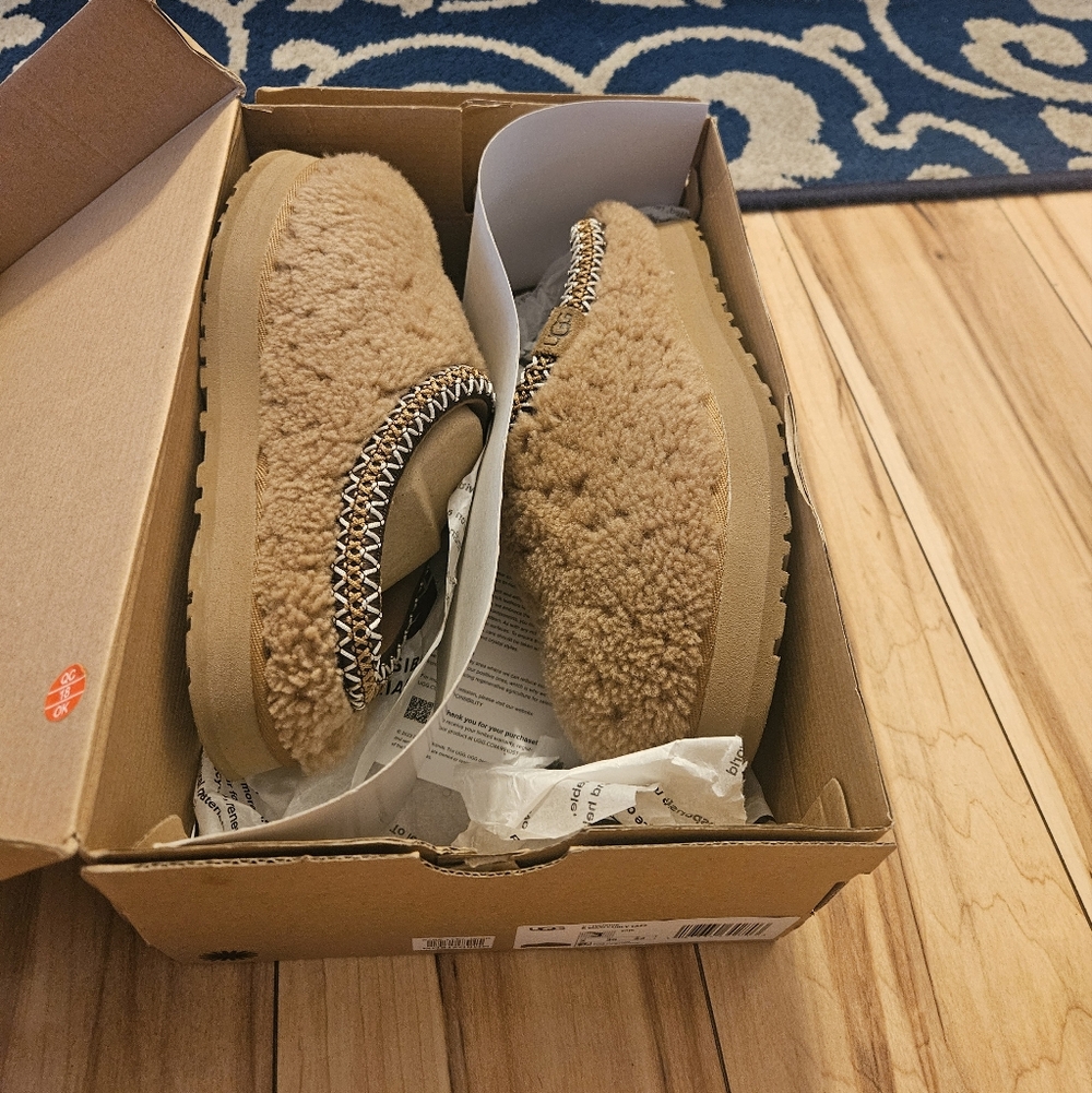Kids' UGG Tasman Maxi Curly